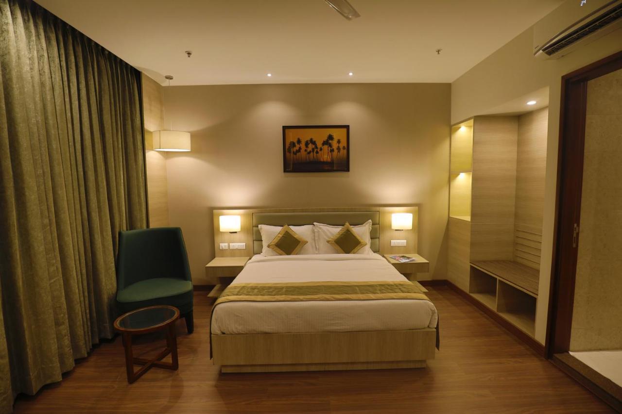 Hotel Goa Country Club à Gurgaon Extérieur photo
