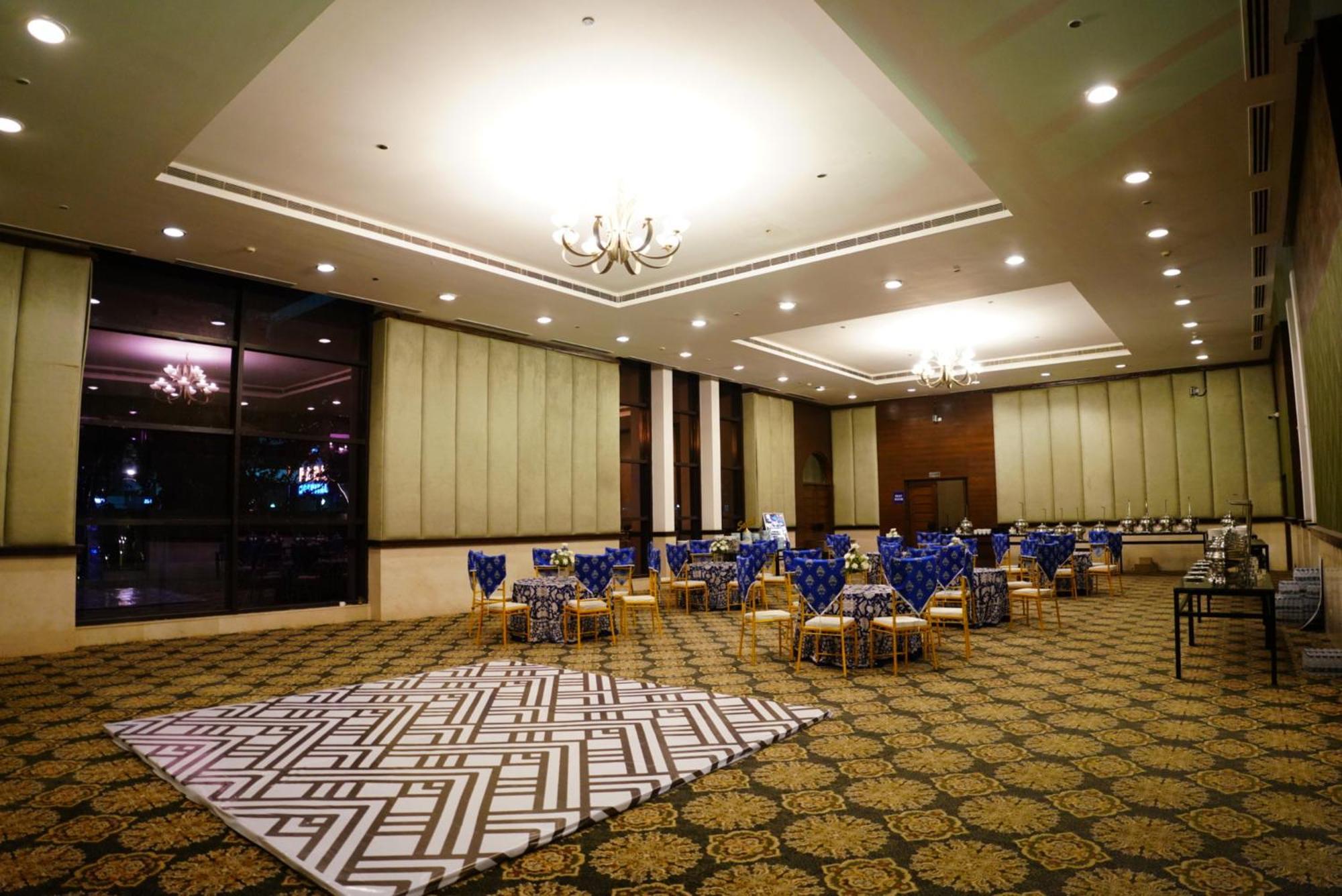 Hotel Goa Country Club à Gurgaon Extérieur photo
